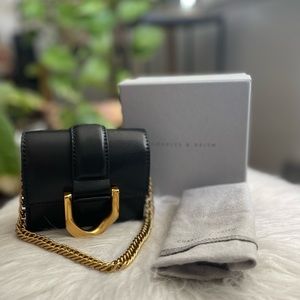 BRAND NEW CHARLES & KEITH